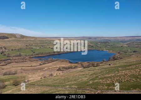 Erhöhte Aussicht nördlich von semer Water in den yorkshire Dales Sommertag, keine Menschen Stockfoto