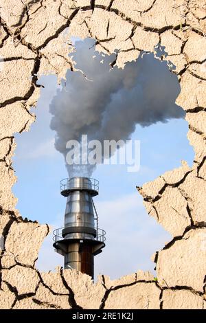 Karte Deutschlands als Symbol für Hitze und Trockenheit und Klimawandel Stockfoto