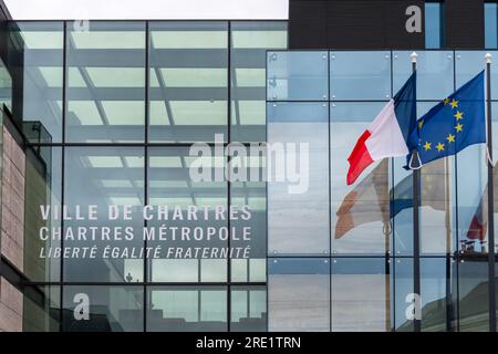 Außenansicht des Rathauses von Chartres, Frankreich, einer französischen Kommune, Präfektur des Departements Eure-et-Loir, in der Region Centre-Val de Loire Stockfoto