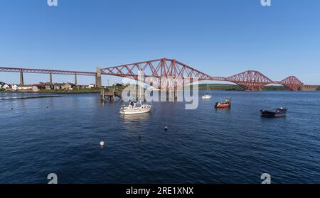 Firth of Forth Eisenbahnbrücke. Stockfoto