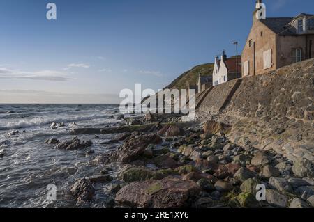 Kleines Fischerdorf an der Nordküste schottlands Stockfoto