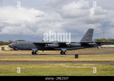 B-52H Stratofortress startet mit dem Royal International Air Tattoo 2023. Stockfoto