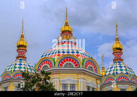 Kasachstan, Almaty. Himmelskathedrale, russisch-orthodox, im Panfilov Guardsmen Park. Stockfoto