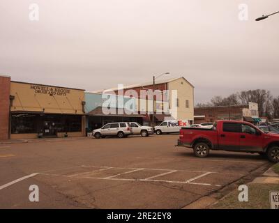 Durant, Mississippi, Innenstadt und alter Bahnhof. Jetzt eine vernachlässigte amerikanische Stadt im tiefen Süden. Stockfoto