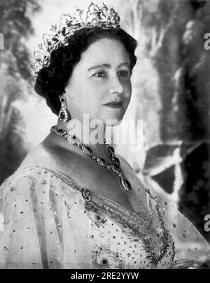 London, England: 1950 Ein Porträt von Elizabeth Bowes-Lyon, Königin Elizabeth die Königinmutter zum 50. Geburtstag. Stockfoto