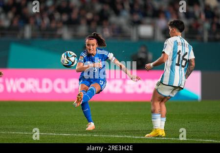 Juli 24 2023: Barbara Bonansea (Italien) schießt im Eden Park, Auckland, Neuseeland, bei einem Spiel der Gruppe G – FIFA Women's World Cup Australien & Neuseeland 2023, Italien gegen Argentinien. Kim Price/CSM Stockfoto