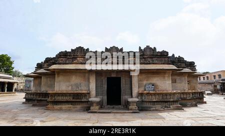 INDIEN, KARNATAKA, GADAG, Juni 2023, Tempelkomplex von Someshwara Swamy, Lakshmeshwar Stockfoto