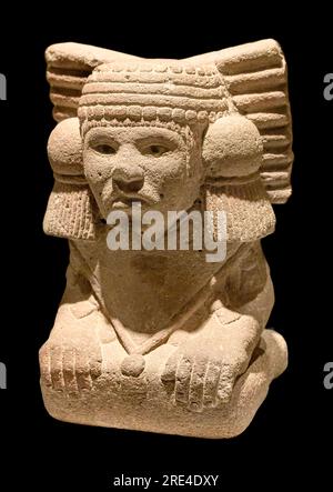 Eine Steinskulptur, die die aztekische Göttin des Wassers darstellt, Chalchiuhtlicue. (1350-1521) Mexiko. Im Museum of the americas, Madrid. Stockfoto