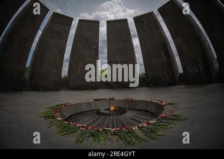 Bild eines großen Engels des sehr angesehenen und wichtigen Armenischen Völkermord-Gedenkkomplexes in Tsitsernakaberd Stockfoto