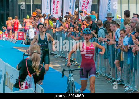 „Die Finals 2023" Triathlon Düsseldorf – Radwettbewerb Stockfoto