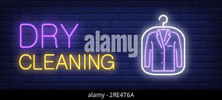 Chemische Reinigung Neonschild. Jacke in Plastiktüte Stock Vektor