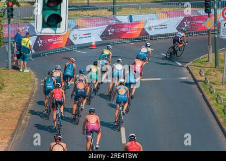 „Die Finals 2023" Triathlon Düsseldorf – Radwettbewerb Stockfoto