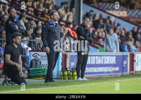 Scunthorpe, Großbritannien. 25. Juli 2023. Liam RoSenior Manager von Hull City während des Vorsaison Freundschaftsspiels Scunthorpe United vs Hull City in Glanford Park, Scunthorpe, Großbritannien, 25. Juli 2023 (Foto von James Heaton/News Images) in Scunthorpe, Großbritannien, am 7./25. Juli 2023. (Foto: James Heaton/News Images/Sipa USA) Guthaben: SIPA USA/Alamy Live News Stockfoto