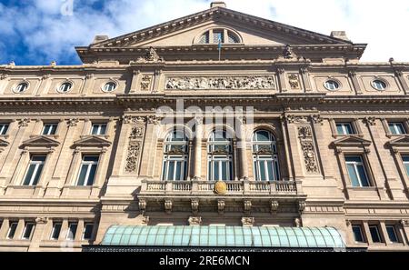 Berühmtes Teatro Colon oder Columbus Theatre Building Außenfassade, Hauptparadies des Opernhauses in Buenos Aires, Stadtzentrum Argentinien Stockfoto