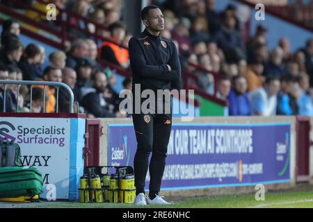 Scunthorpe, Großbritannien. 25. Juli 2023. Liam RoSenior Manager von Hull City während des Vorsaison Freundschaftsspiels Scunthorpe United vs Hull City in Glanford Park, Scunthorpe, Großbritannien, 25. Juli 2023 (Foto von James Heaton/News Images) in Scunthorpe, Großbritannien, am 7./25. Juli 2023. (Foto: James Heaton/News Images/Sipa USA) Guthaben: SIPA USA/Alamy Live News Stockfoto