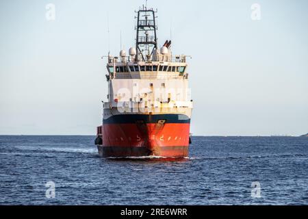 Schleppboot in der Bucht von Guanabara in Rio de Janeiro Brasilien. Stockfoto