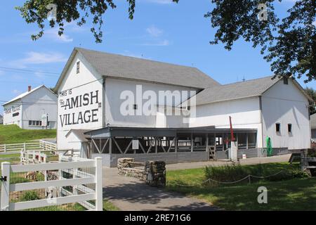 Lancaster - PA/20. Juli 2023, altes Amish-Dorf, Amish-Haus und Farm, touristischer Ort Stockfoto