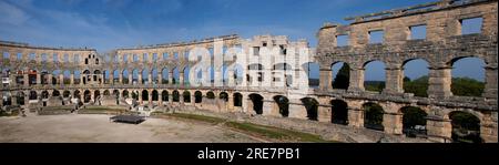 Römisches Amphitheater oder Arena Pula (Pulska Arena; Italienisch: Arena di Pola, erbaut 27 v. Chr. - 68 n. Chr., nur noch römisches Amphitheater mit 4 Seiten Stockfoto