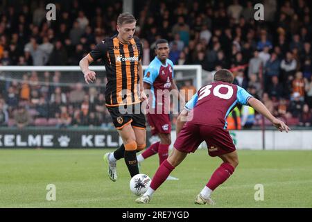 Scunthorpe, Großbritannien. 25. Juli 2023. Liam Delap #20 of Hull City während des Vorsaison-Freundschaftsspiels Scunthorpe United vs Hull City in Glanford Park, Scunthorpe, Großbritannien, 25. Juli 2023 (Foto von James Heaton/News Images) in Scunthorpe, Großbritannien, am 7./25. Juli 2023. (Foto: James Heaton/News Images/Sipa USA) Guthaben: SIPA USA/Alamy Live News Stockfoto