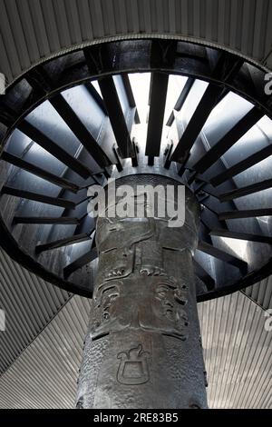 „Paraguas“-Säule im Museo Nacional de Antropología in Mexiko-Stadt, Mexiko Stockfoto