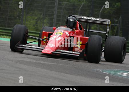 6. Mai 2018: Unbekannter Lauf mit dem historischen 1989 Ferrari F1 Car Model 640 F189 ab Nigel Mansell/Gherard Berger während des Minardi Historic Day 2018 in Imola C. Stockfoto