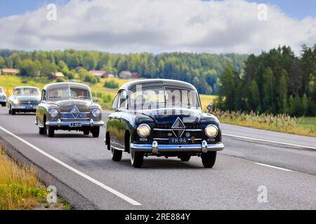 Borgward Car Club Finnland 2023 mit zwei Borgward Hansa 1500-Oldtimern. Salo, Finnland. 22. Juli 2023 Stockfoto