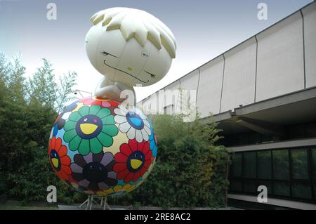 Turin, Italien - November 2005: Installation von Takashi Murakami im GAM, der Galerie für moderne Kunst in Turin. Triennal der Kunst. Stockfoto