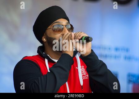 Darsteller auf der Vaisakhi 2014 am Trafalgar Square in London Stockfoto