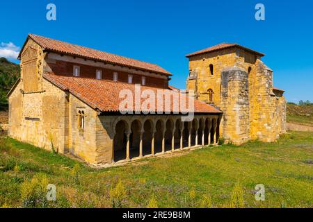 Mozarabische Kirche San Miguel de Escalada, geweiht 951 von Bischof Genadio von Astorga. Es ist ein ehemaliges Kloster in der Provinz León, Castil Stockfoto