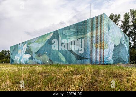 Flutwasserpumpwerk Kuhlenweg im Stadtteil Langel, es ist Teil der Hochwasserschutzanlage am Rheinufer, es wurde konzipiert Stockfoto