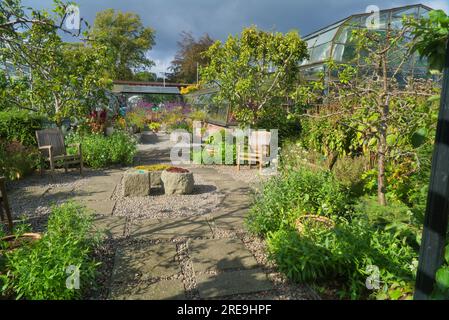 Inverness Botanic Gardens liegen in der Nähe des Flusses Ness am Westufer. Sie sind in der Nähe des Ness Islands Pfades. Inverness, Highland, Schottland, Großbritannien Stockfoto