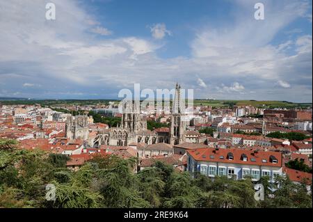 Kathedrale Santa Maria von Burgos aus der Vogelperspektive, Burgos, Castilla y Leon, Spanien Stockfoto