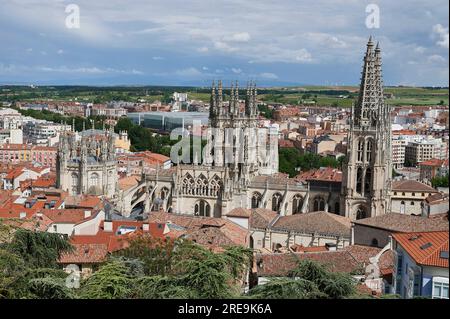 Kathedrale Santa Maria von Burgos aus der Vogelperspektive, Burgos, Castilla y Leon, Spanien Stockfoto