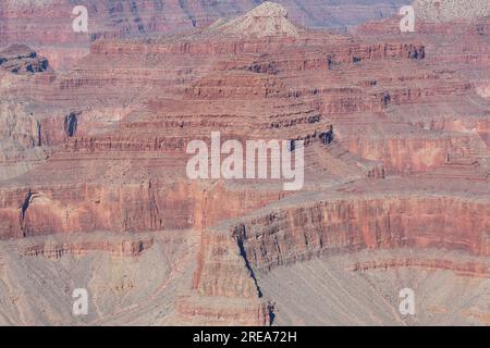 Die erstaunliche natürliche Schönheit und die lebendigen Farben des Grand Canyon in Arizona Stockfoto