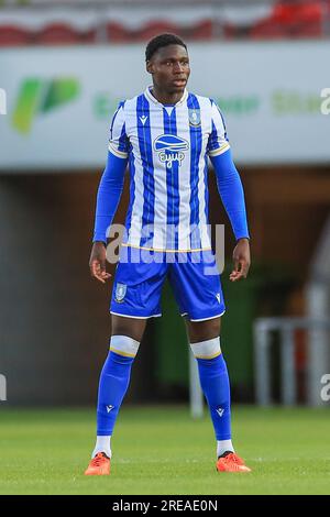 Doncaster, Großbritannien. 25. Juli 2023. Favour Onukwuli beim Spiel Doncaster Rovers FC gegen Sheffield Wednesday FC Pre-Season Friendly im Eco-Power Stadium, Doncaster, Großbritannien am 25. Juli 2023 Credit: Every second Media/Alamy Live News Stockfoto