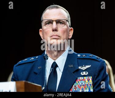 Washington, Usa. 26. Juli 2023. Generalleutnant Gregory Guillot, USAF, nominiert zum General und Commander, United States Northern Command/Commander, North American Aerospace Defense Command, spricht bei einer Anhörung des Senate Armed Services Committee im U.S. Capitol. (Foto: Michael Brochstein/Sipa USA) Guthaben: SIPA USA/Alamy Live News Stockfoto