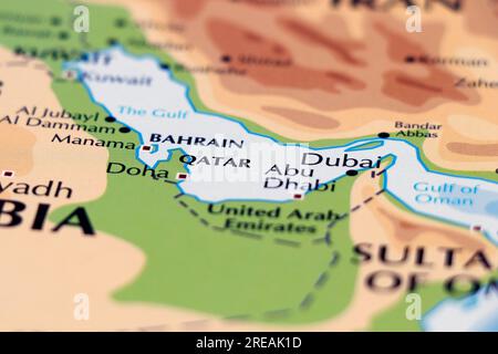 Weltkarte der Länder des Nahen Ostens mit Nahfokus katar, bahrain und vereinigte arabische emirate, dubai abu dhabi Stockfoto