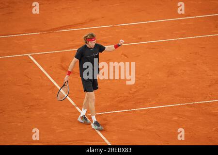 Hamburg, Deutschland. 26. Juli 2023. Tennis: Hamburg European Open (APT-Turnier), Rothenbaum-Tennisstadion, Männer, Singles, Runde 16, Miralles (Spanien) - Rublev (Russland). Andrey Rublev (Russland) in Aktion. Kredit: Marcus Brandt/dpa/Alamy Live News Stockfoto