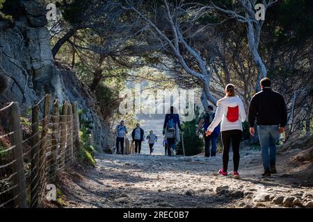 Senderismo en Volta des General, Paraje Natural de la Sierra de la Tramuntana, Banyalbufar, Mallorca, Balearen, Spanien Stockfoto