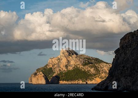 Insel Es Colomer aus Cala Boquer, Pollença, Mallorca, Spanien Stockfoto