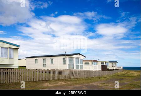 Stationäre Karawanen in newbiggin-by-the-Sea an der northumberlandküste Stockfoto