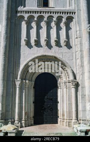 12.-Cantury Church of the Intercession on the Nerl in der russischen Region Wladimir. UNESCO-Weltkulturerbe. Stockfoto