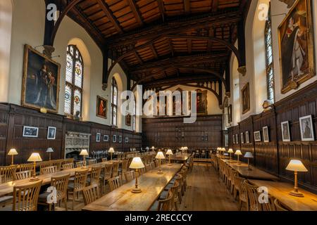 Der historische Speisesaal am Magdalen College, University of Oxford. Stockfoto