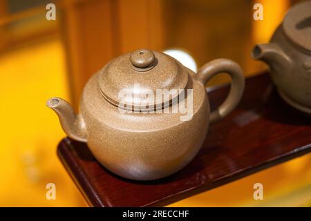 Traditioneller chinesischer Tee Set lila Ton Teekanne Nahaufnahme Stockfoto