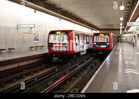 Oullins (Zentralöstfrankreich): Zwei neue fahrerlose Züge der Linie B, die die beiden Stationen Charpennes Charles Hernu‘ in Villeurbanne (Norden) und G verbinden Stockfoto