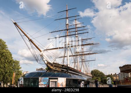 Der Bugsprit des großartigen Cutty Sark Teeklipper-Großschiffs in Greenwich, London, England, Großbritannien Stockfoto