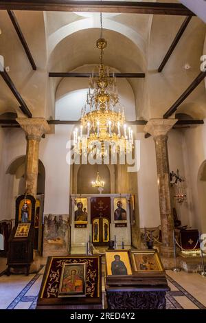 OHRID, NORDMAZEDONIEN - 7. AUGUST 2019: Innere der Kirche der Heiligen Clement und Panteleimon in Ohrid, Nordmazedonien Stockfoto