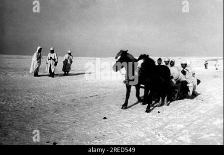 Soldaten sind unterwegs mit einem Panjeschlitten. Foto: Grunwald [maschinelle Übersetzung] Stockfoto