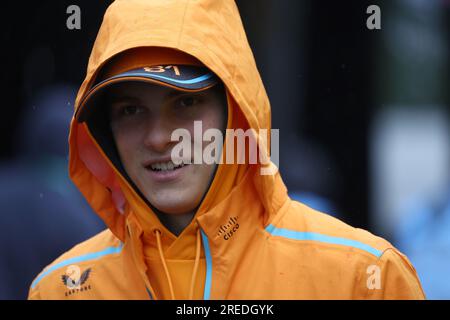Stavelot, Belgien. 27. Juli 2023. Oscar Piastri von McLaren auf der Koppel während der Vorschau vor dem F1 Grand Prix von Belgien im Spa Francorchamps am 27. Juli 2023 in Stavelot, Belgien. Kredit: Marco Canoniero/Alamy Live News Stockfoto
