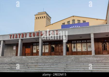 PRISTINA, KOSOVO - 13. AUGUST 2019: Nationaltheater in Pristina, Kosovo Stockfoto